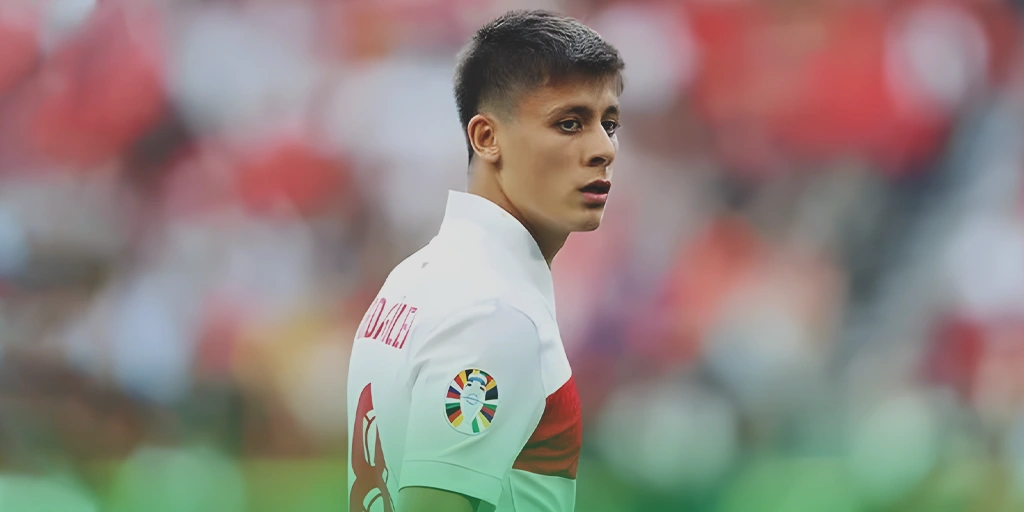 Souness: Liverpool Star Fits Real Madrid; Teen Prodigy Unbothered